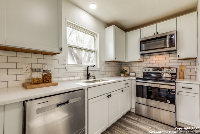 Image 11 of 25 For 9814 Broad Forest