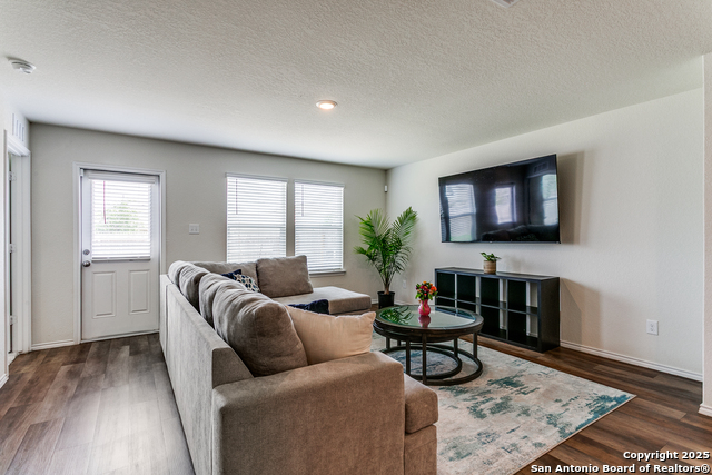 Image 13 of 25 For 6330 Willow Point
