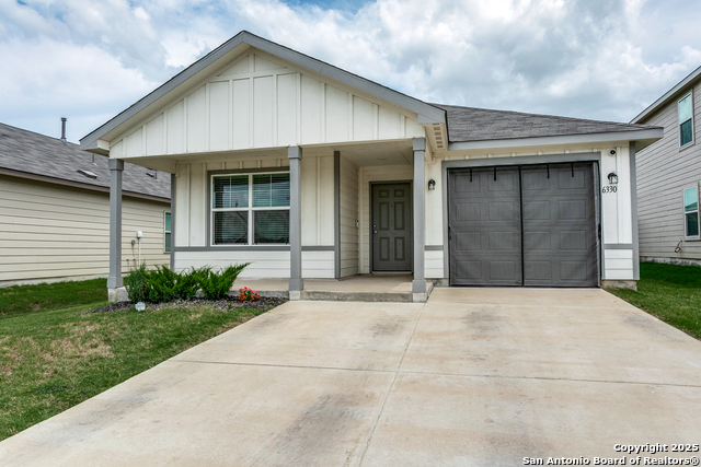Image 2 of 25 For 6330 Willow Point