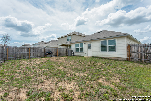 Image 21 of 25 For 6330 Willow Point