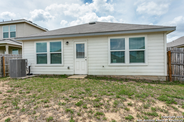Image 22 of 25 For 6330 Willow Point
