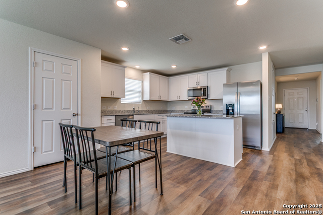 Image 6 of 25 For 6330 Willow Point