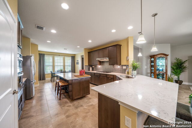 Image 18 of 51 For 4223 Fiesta Way