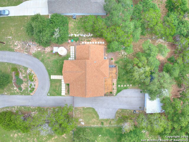 Listing photo id 14 for 5290 Spring Branch
