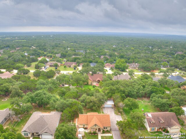 Listing photo id 16 for 5290 Spring Branch