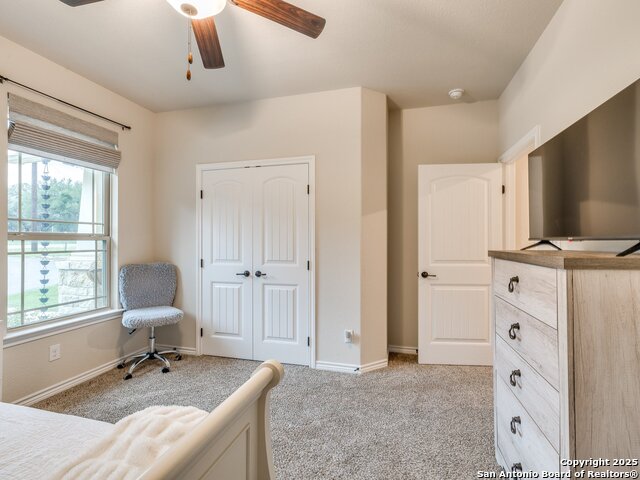 Listing photo id 30 for 5290 Spring Branch