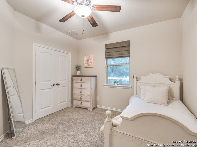 Listing photo id 31 for 5290 Spring Branch