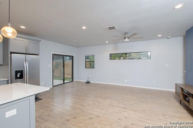 Image 10 of 29 For 734 Essex  Apt 2