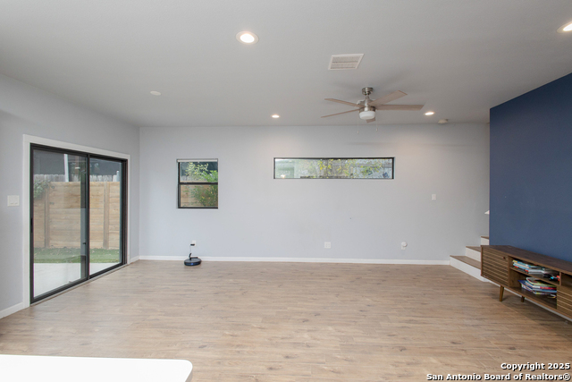 Image 17 of 29 For 734 Essex  Apt 2
