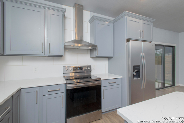 Image 9 of 29 For 734 Essex  Apt 2