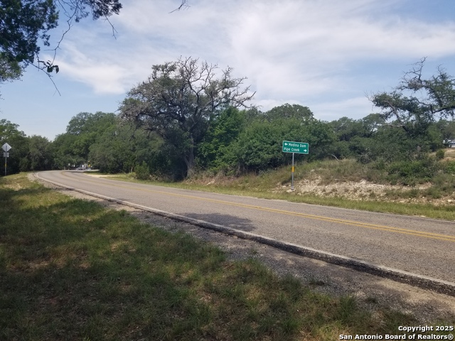 Listing photo id 16 for 9200 Park Road 37