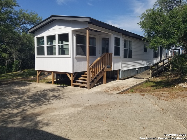 Listing photo id 19 for 9200 Park Road 37