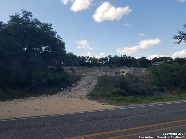 Listing photo id 1 for 9200 Park Road 37
