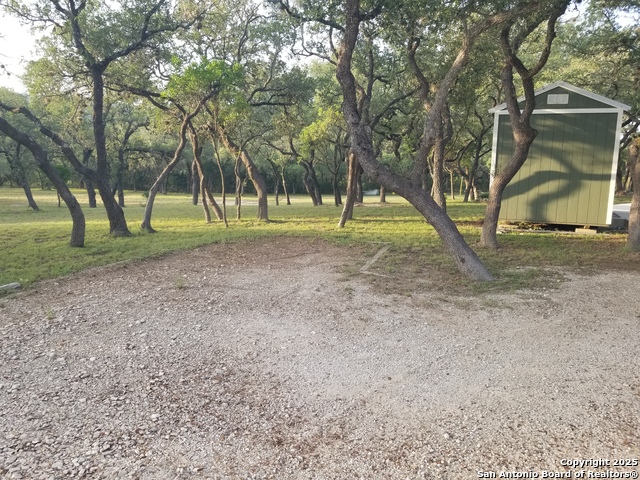 Listing photo id 33 for 9200 Park Road 37