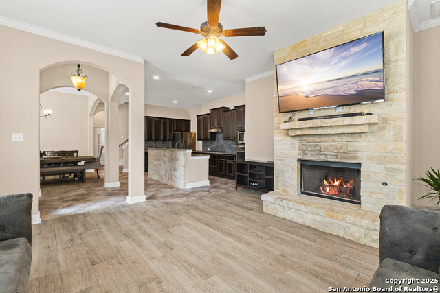Image 13 of 30 For 26114 Shady Acres