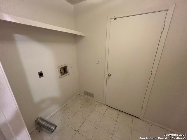 Image 11 of 15 For 8723 Glen Bluff