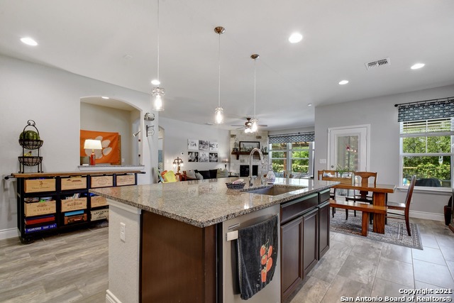 Image 10 of 36 For 9113 Sunpool