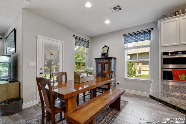 Image 11 of 36 For 9113 Sunpool
