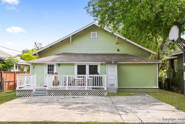 Image 21 of 22 For 1106 Summit Ave W