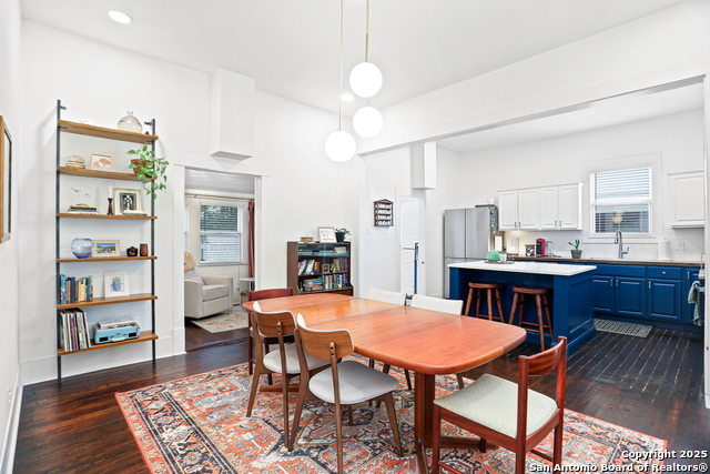 Image 8 of 22 For 1106 Summit Ave W