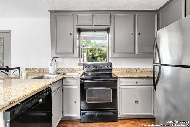 Image 10 of 42 For 1359 Glenn Dr