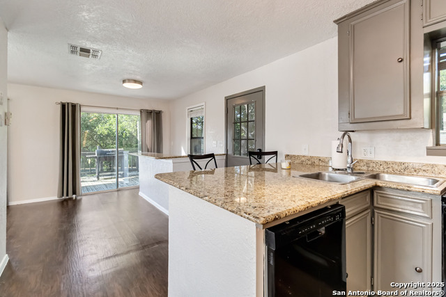 Image 11 of 42 For 1359 Glenn Dr