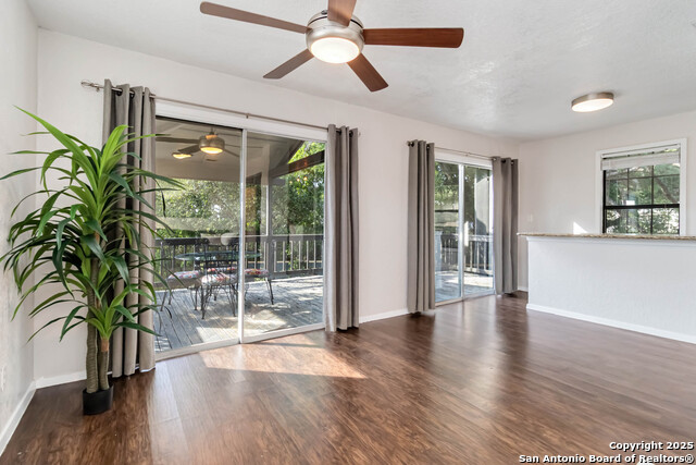 Image 7 of 42 For 1359 Glenn Dr