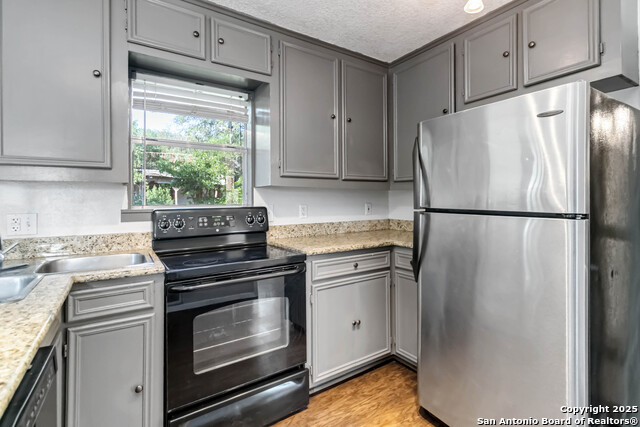 Image 9 of 42 For 1359 Glenn Dr