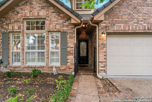 Listing photo id 2 for 41 Longsford