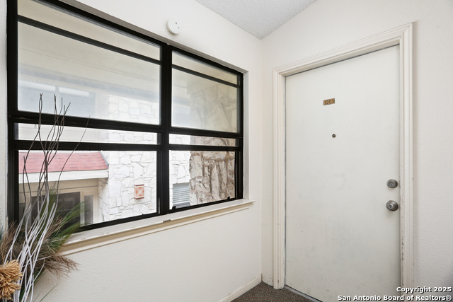 Image 18 of 19 For 7738 Chambers Rd  1203