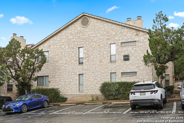 Image 2 of 19 For 7738 Chambers Rd  1203