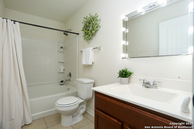 Listing photo id 10 for 3027 Mission Gate