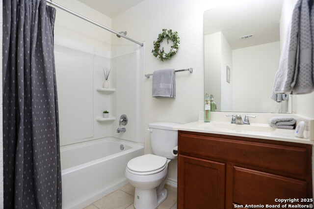 Listing photo id 12 for 3027 Mission Gate