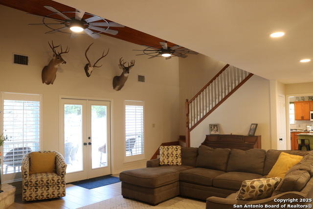 Image 17 of 66 For 1100 Madrona Ridge Dr.