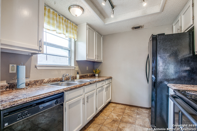 Image 3 of 20 For 3030 Heidi St.