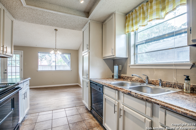 Image 4 of 20 For 3030 Heidi St.