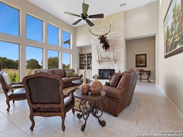 Listing photo id 8 for 16 Taylor Ridge