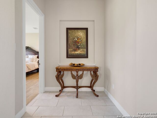 Listing photo id 10 for 16 Taylor Ridge