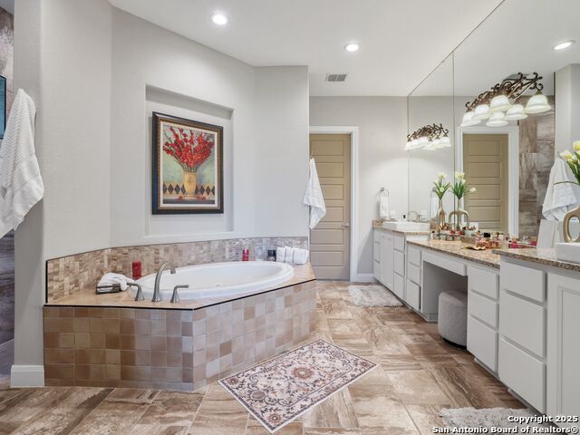 Listing photo id 13 for 16 Taylor Ridge