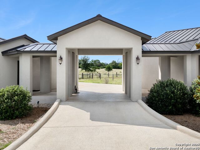 Listing photo id 41 for 16 Taylor Ridge