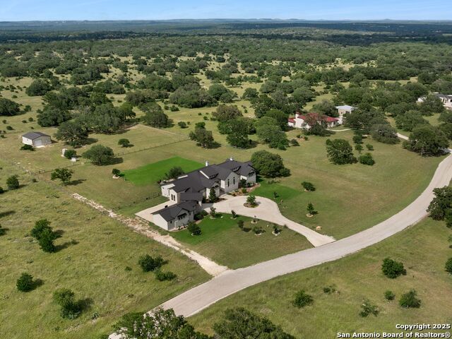 Listing photo id 43 for 16 Taylor Ridge