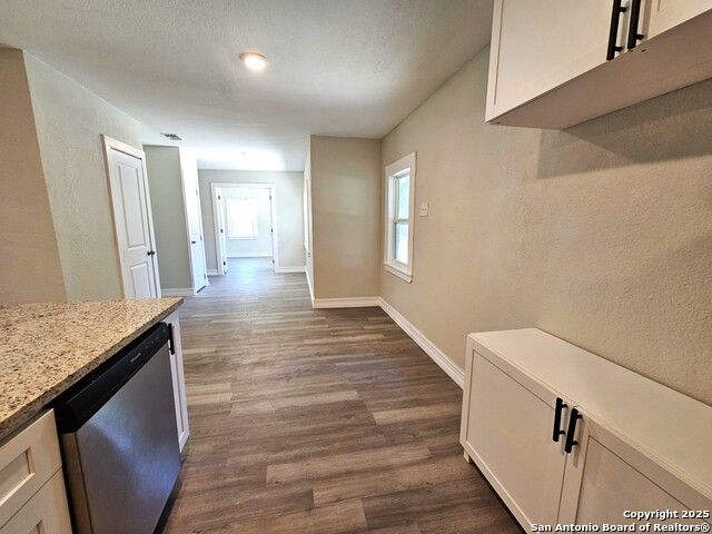 Image 19 of 40 For 958 Humphreys E