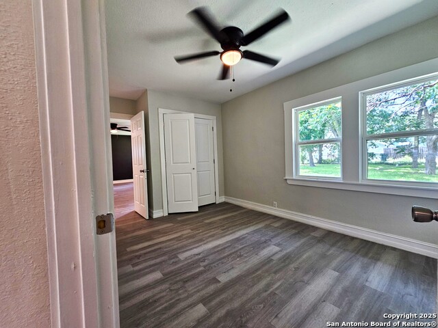 Image 31 of 40 For 958 Humphreys E