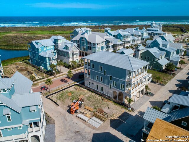 Listing photo id 10 for 153 Sunrise Avenue