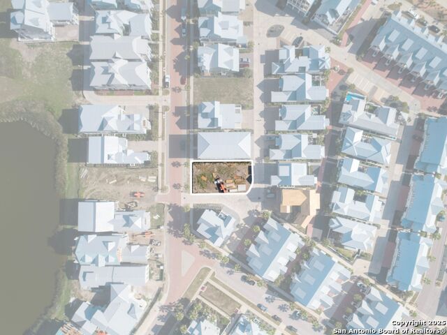 Listing photo id 19 for 153 Sunrise Avenue