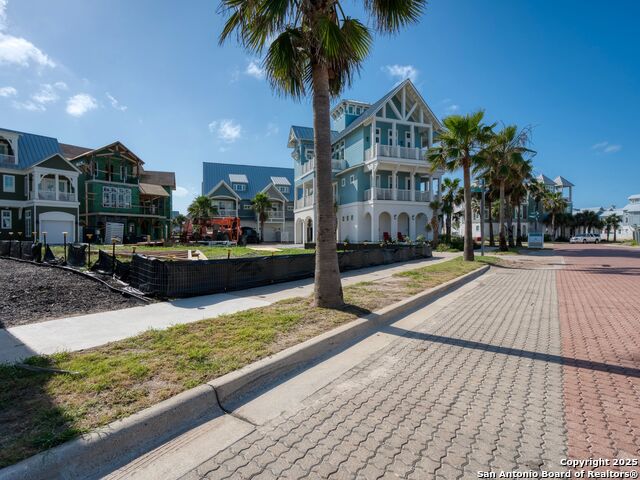 Listing photo id 4 for 153 Sunrise Avenue