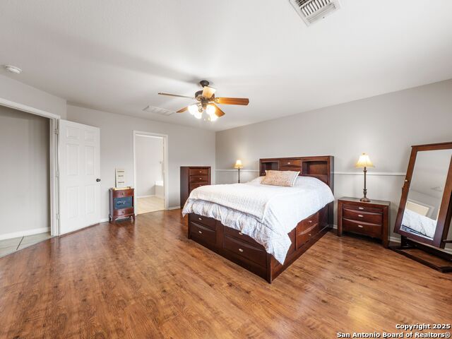 Listing photo id 18 for 3842 Fiesta Trail