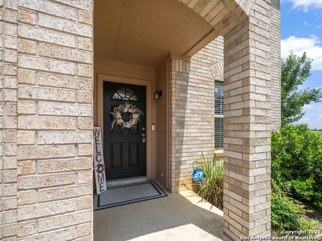 Listing photo id 2 for 3842 Fiesta Trail