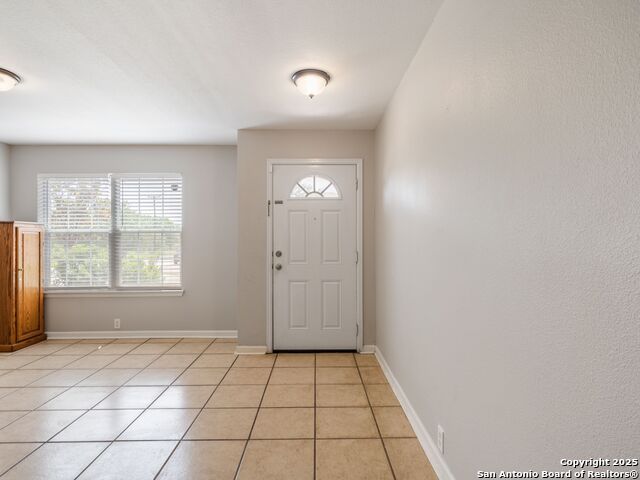 Listing photo id 3 for 3842 Fiesta Trail