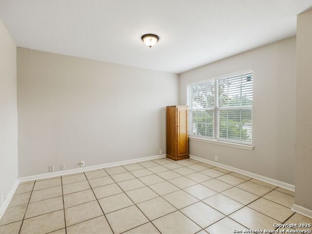 Listing photo id 4 for 3842 Fiesta Trail